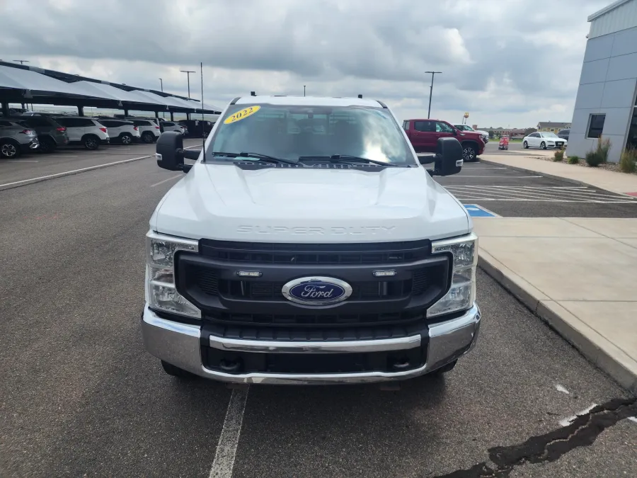 2022 Ford Super Duty F-250 SRW | Photo 2 of 25