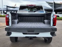 2026 GMC Sierra 2500HD Denali Ultimate | Thumbnail Photo 15 of 31