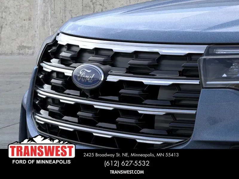 2026 Ford Explorer Active | Photo 16 of 23