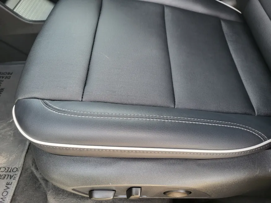 2025 Buick Enclave Preferred | Photo 18 of 24