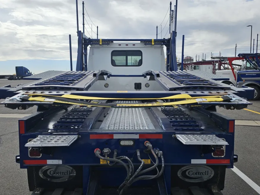 2021 Western Star 4900FA | Photo 6 of 30