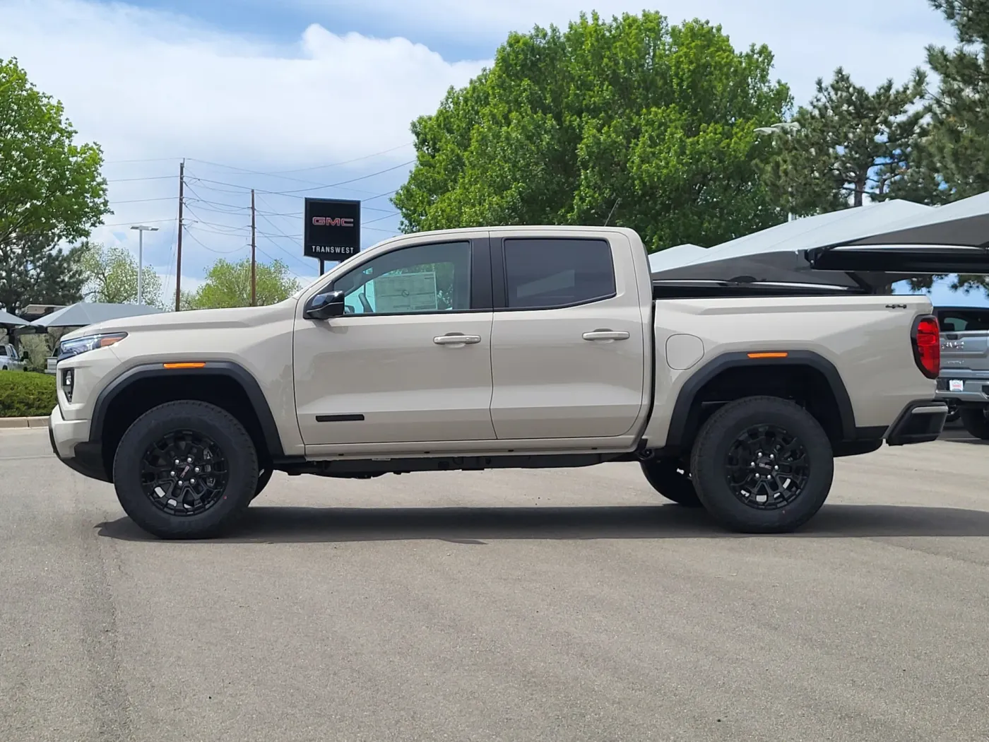 2026 GMC Canyon 4WD Elevation | Photo 3 of 26