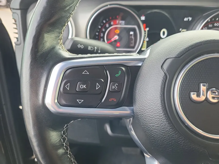 2021 Jeep Wrangler Unlimited Rubicon | Photo 12 of 24