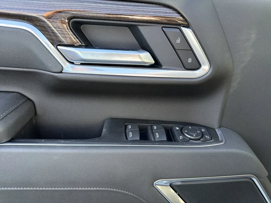 2026 Chevrolet Silverado 2500HD LT | Photo 11 of 19