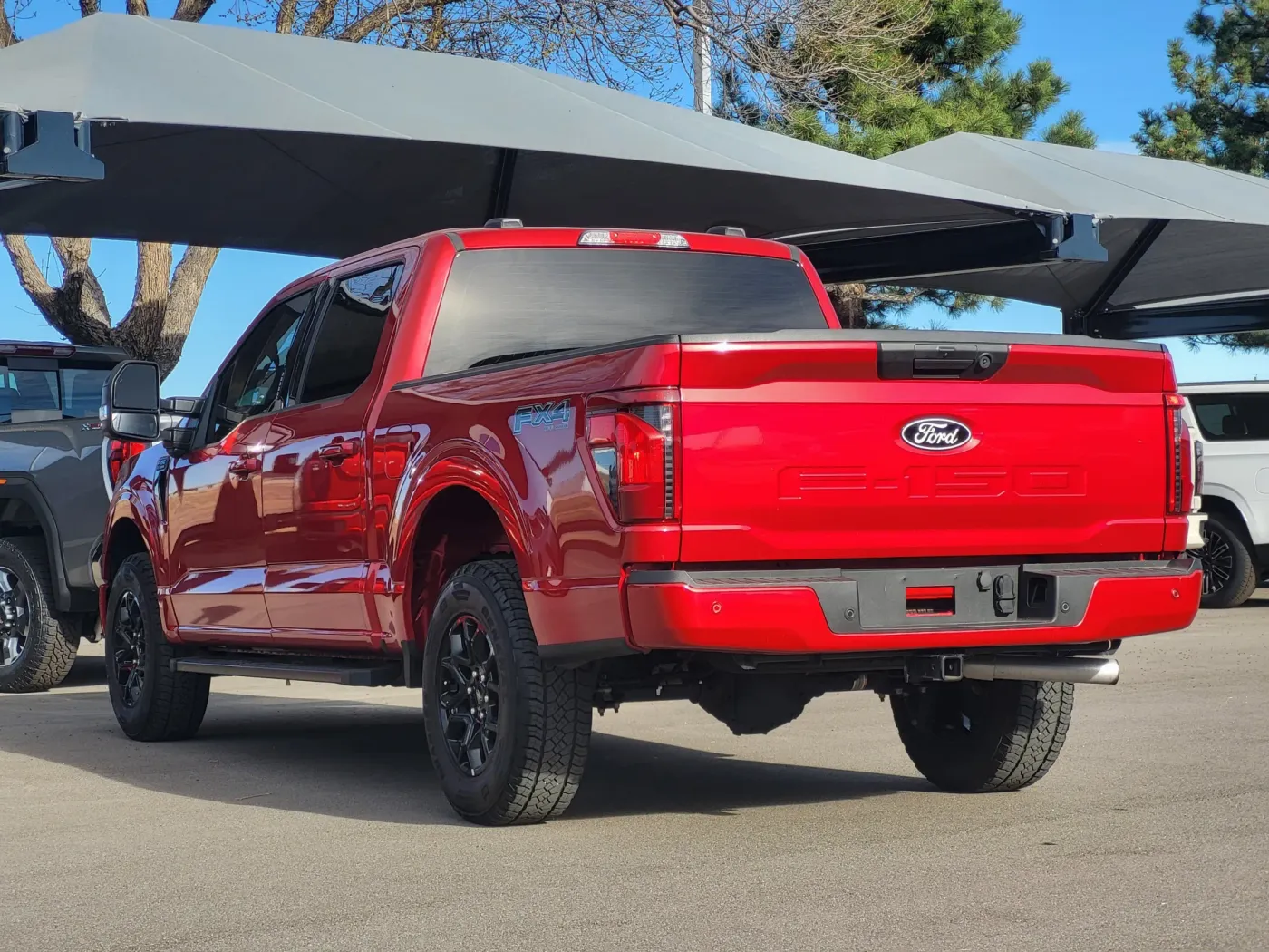 2024 Ford F-150 XLT | Photo 4 of 24