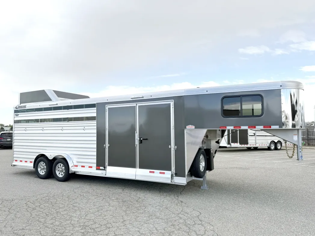 2027 Cimarron Winstar 