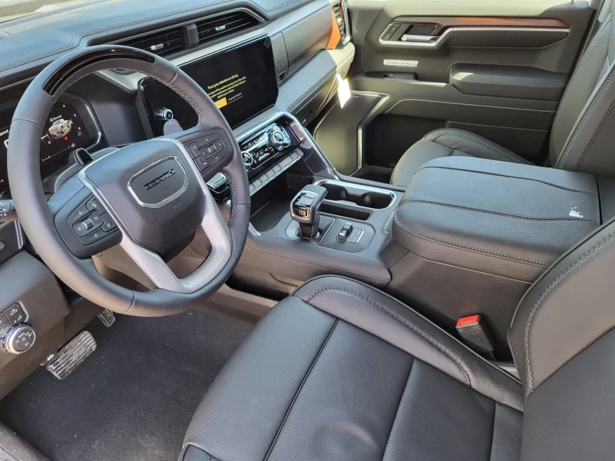 2026 GMC Sierra 1500 Denali | Photo 11 of 26