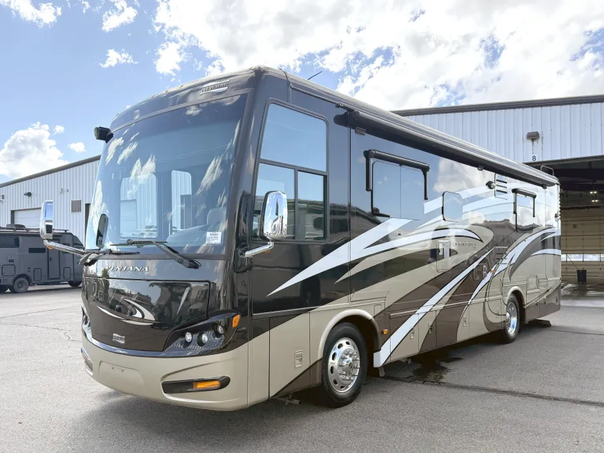 2015 Newmar Ventana 3436 | Photo 18 of 19