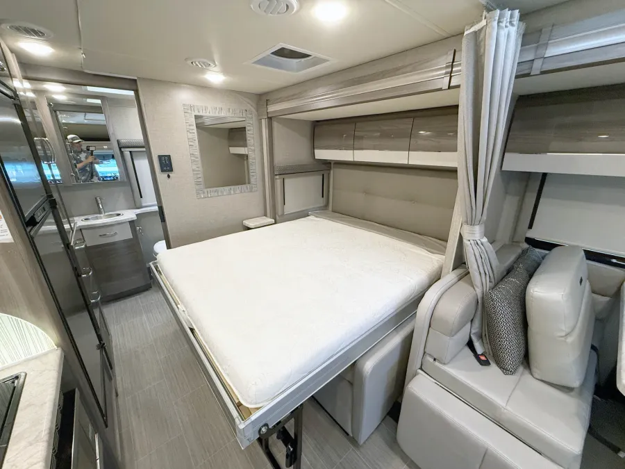 2021 Thor Delano 24FB | Photo 13 of 25