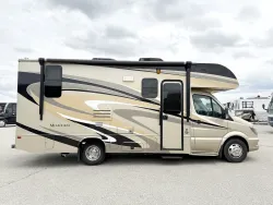 2017 Jayco Melbourne 24LP | Thumbnail Photo 2 of 21