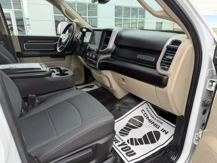 2022 RAM 2500 Big Horn | Photo 10 of 18