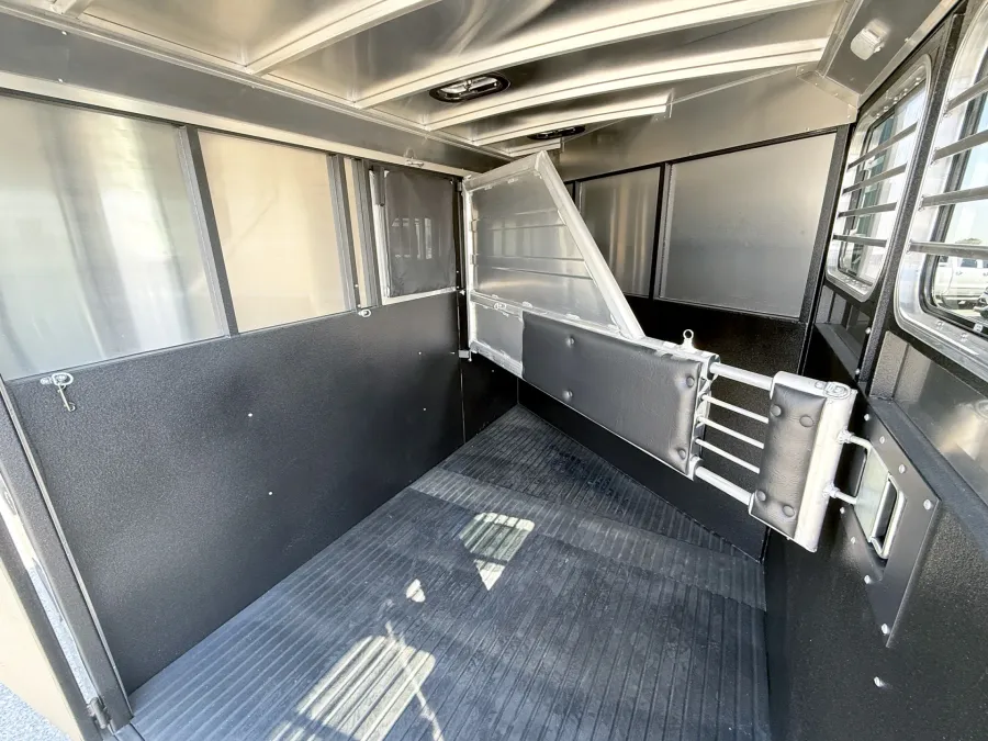 2025 Logan Coach Bullseye 2HBP | Photo 8 of 10