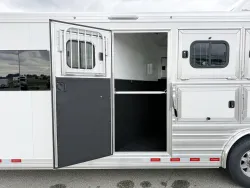 2027 Cimarron Norstar 4HGN | Thumbnail Photo 19 of 23