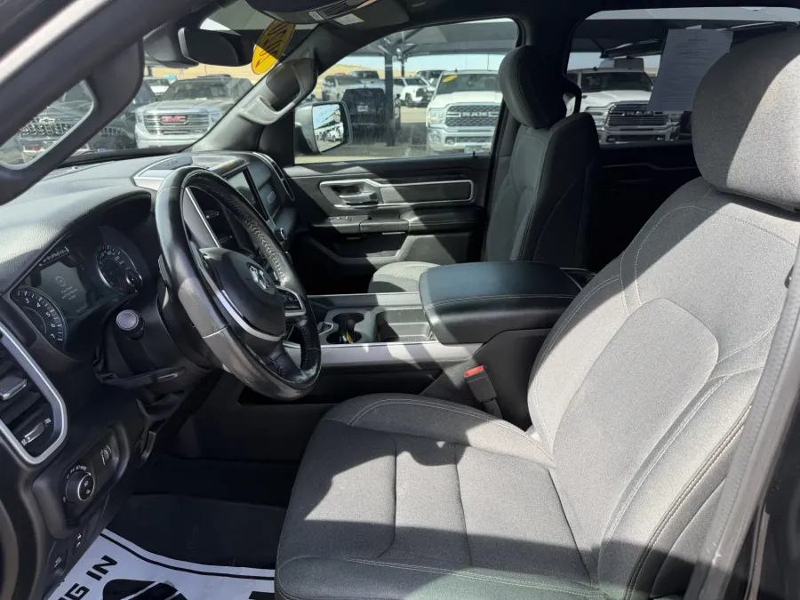 2020 RAM 1500 Big Horn | Photo 13 of 19