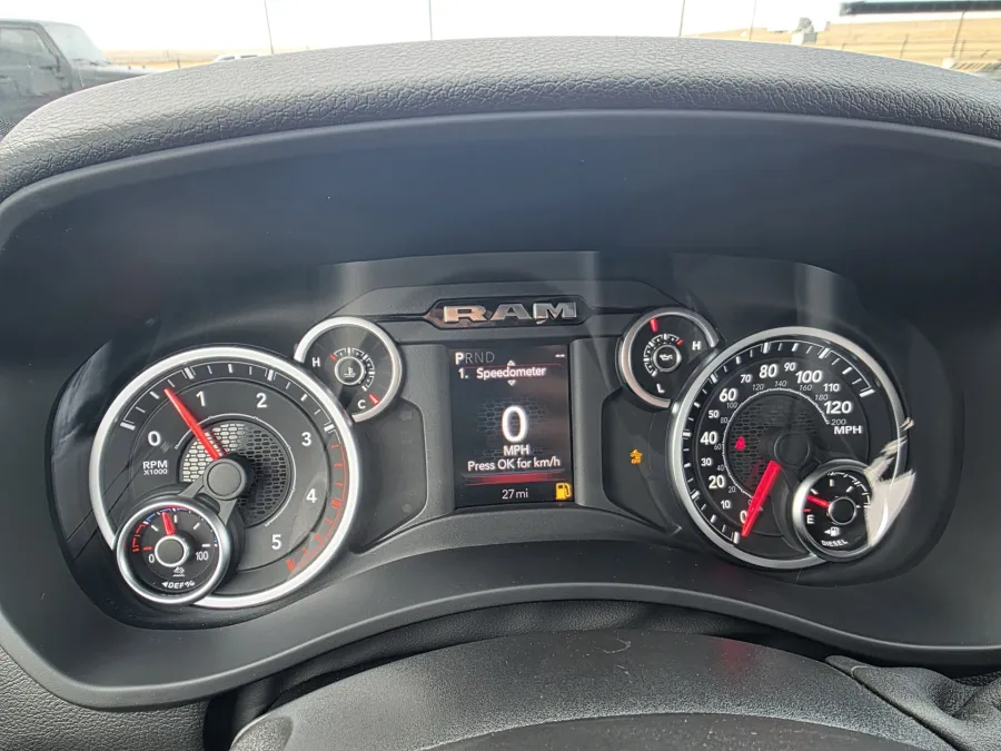 2026 RAM 2500 Big Horn | Photo 17 of 25