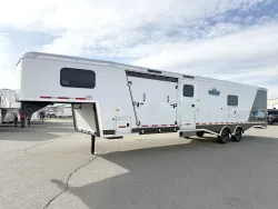 2026 Logan Coach Horse Power Burandt Edition | Thumbnail Photo 21 of 24