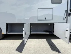 2026 Renegade Verona 36VSB | Thumbnail Photo 24 of 28