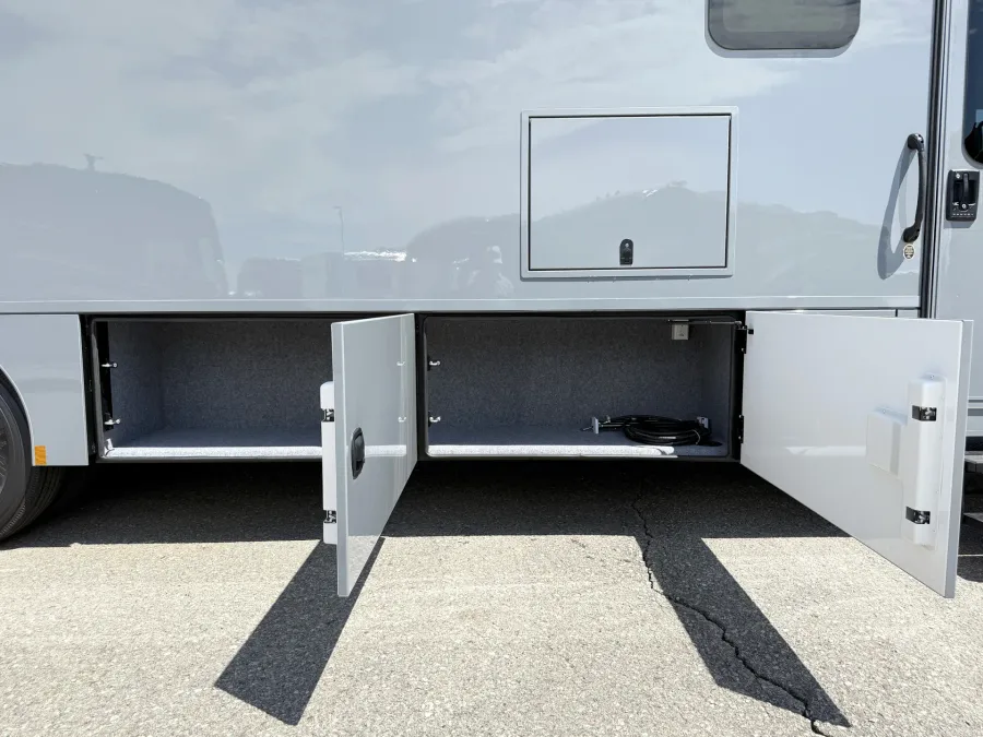 2026 Renegade Verona 36VSB | Photo 24 of 28