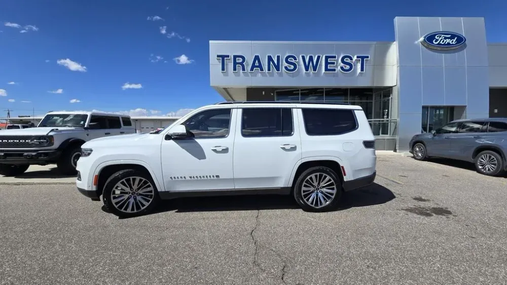 2022 Jeep Grand Wagoneer