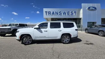 2022 Jeep Grand Wagoneer