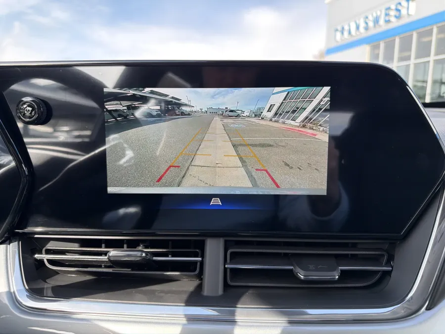 2026 Chevrolet Trax LT | Photo 14 of 19