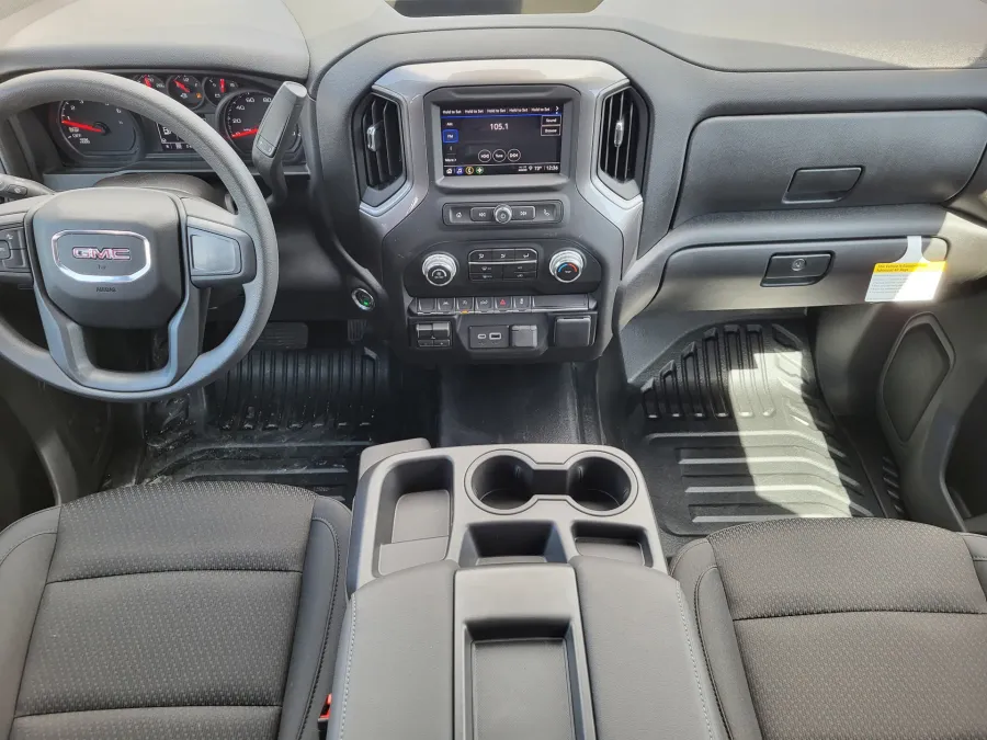 2026 GMC Sierra 1500 Pro | Photo 19 of 23
