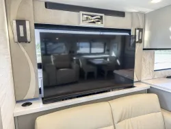 2026 Tiffin Phaeton 37 BH | Thumbnail Photo 17 of 43