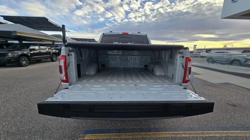 2023 Ford F-150 | Photo 11 of 34