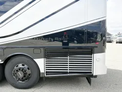 2026 Newmar Dutch Star 4369 | Thumbnail Photo 28 of 30