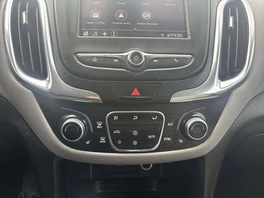 2020 Chevrolet Equinox LT | Photo 18 of 22