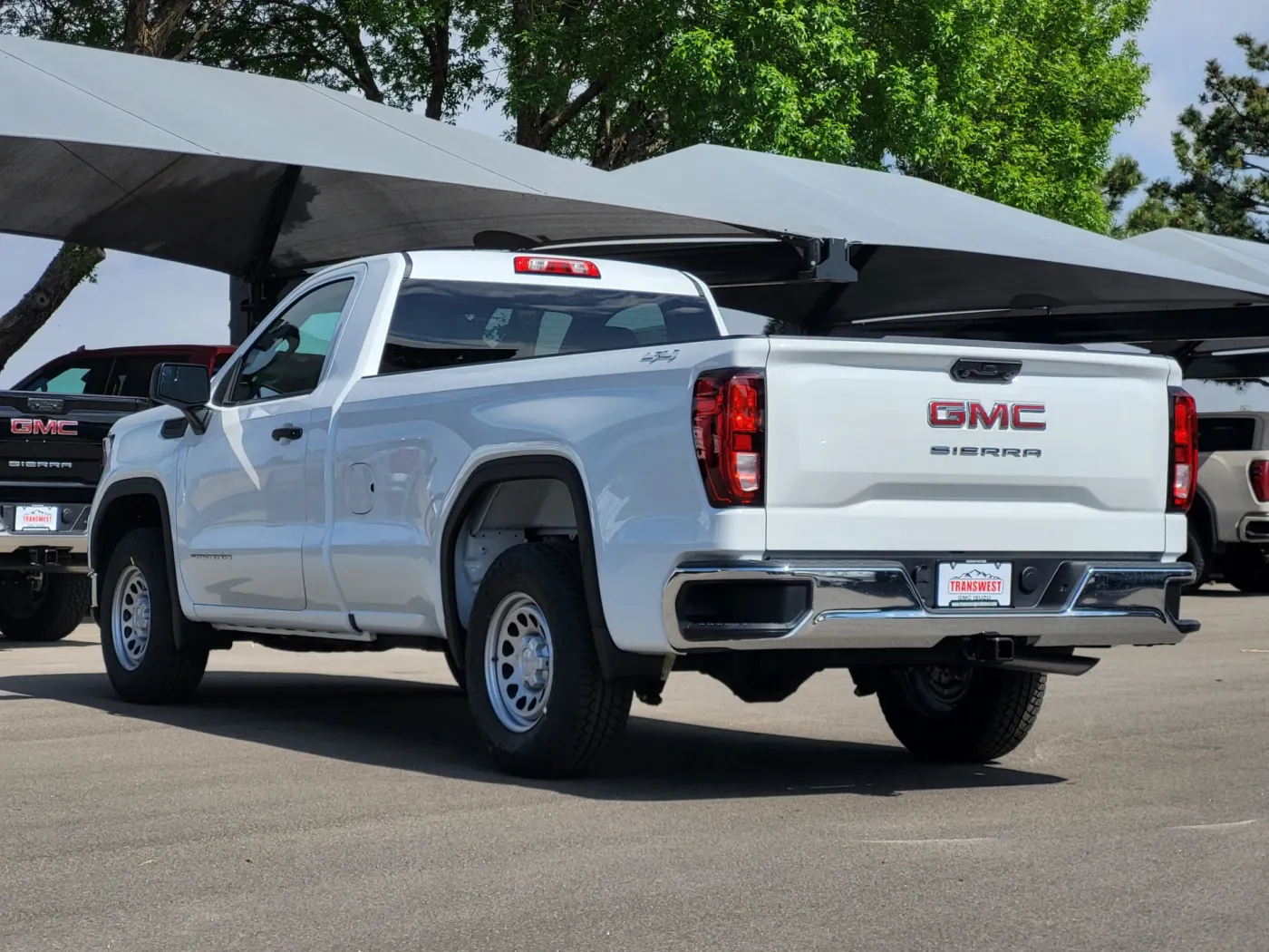 2026 GMC Sierra 1500 Pro | Photo 4 of 22