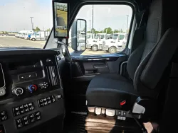 2026 Freightliner PJ126SLP | Thumbnail Photo 14 of 45