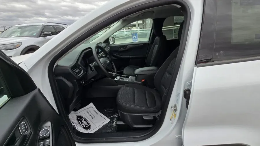 2026 Ford Escape | Photo 14 of 25