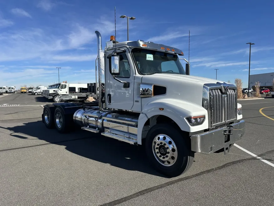 2026 Western Star 49X | Photo 3 of 17