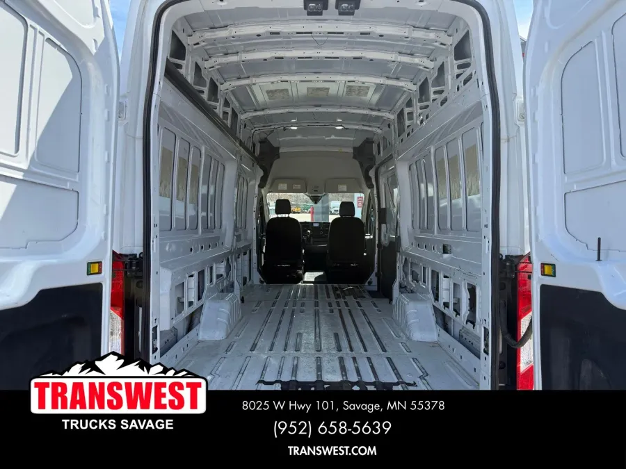 2023 Ford Transit-250 Base | Photo 11 of 20
