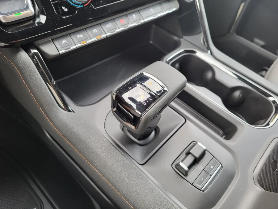 2026 GMC Sierra 1500 AT4 | Photo 17 of 26