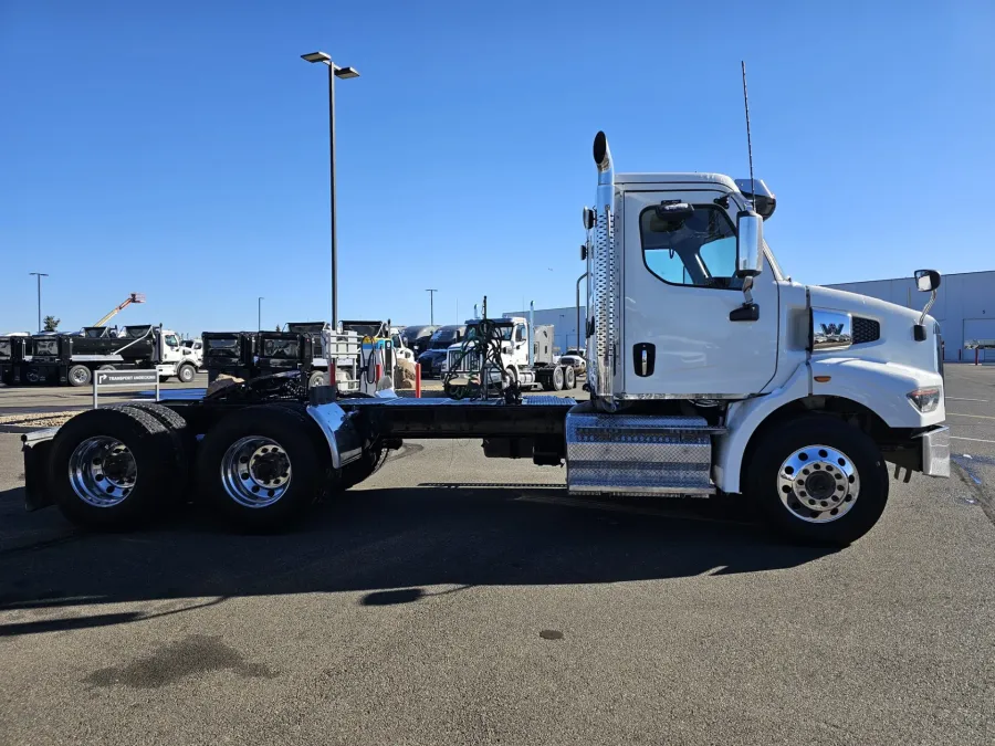 2023 Western Star 47X | Photo 8 of 14