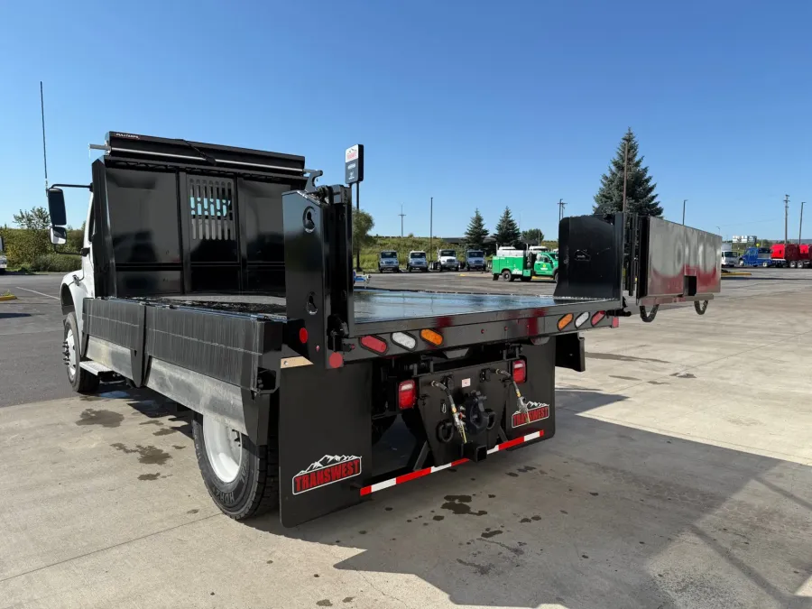 2026 Freightliner M2 106 | Photo 4 of 21