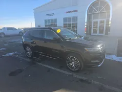 2022 Jeep Compass Limited | Thumbnail Photo 4 of 24