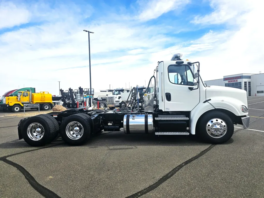 2023 Freightliner M2 112 | Photo 3 of 19