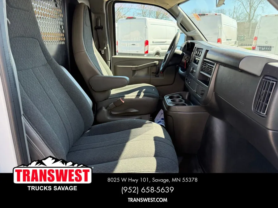 2024 GMC Savana 2500 Work Van | Photo 6 of 20