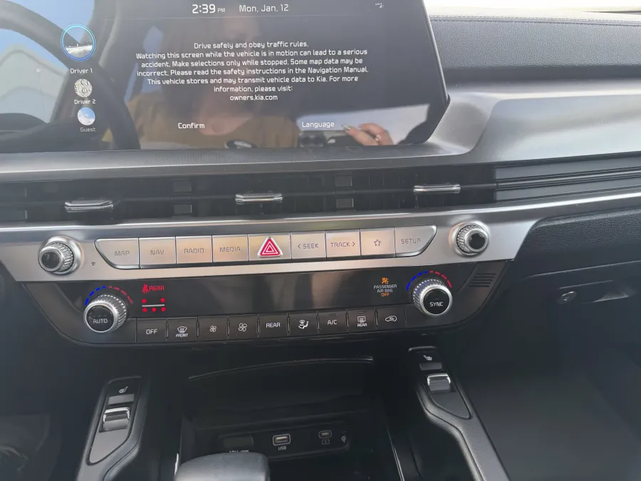 2024 Kia Telluride S | Photo 17 of 22