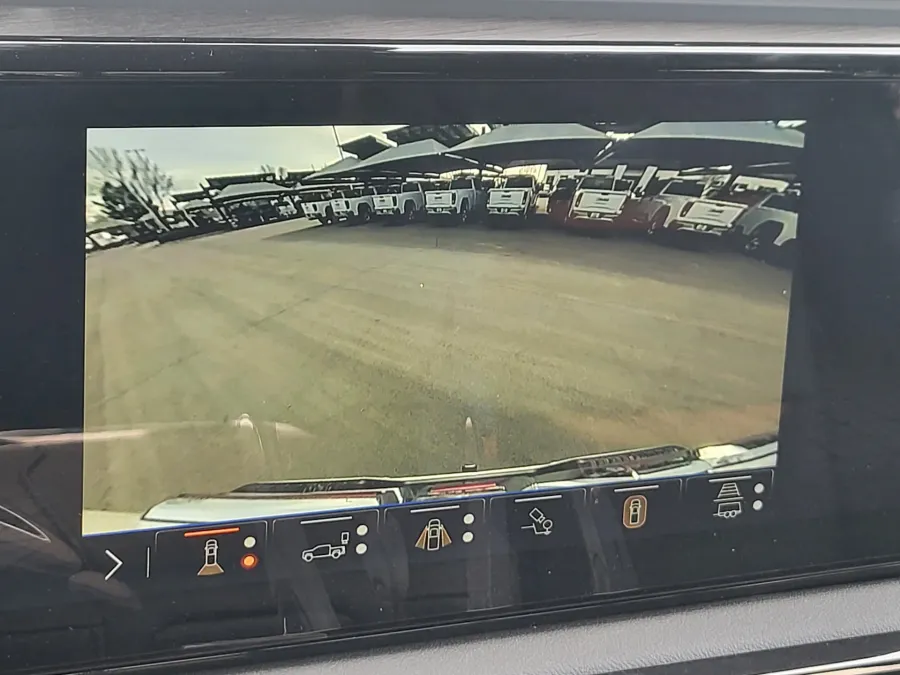 2026 GMC Sierra 1500 AT4 | Photo 16 of 27