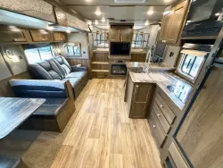 2021 SMC Stock LQ | Thumbnail Photo 4 of 23