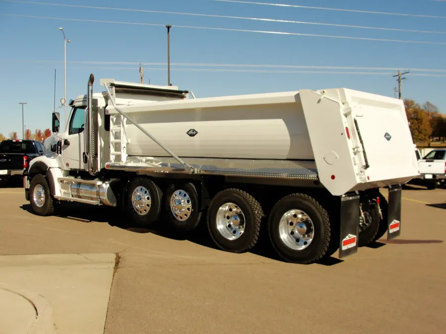 2026 Western Star 49X | Photo 3 of 20