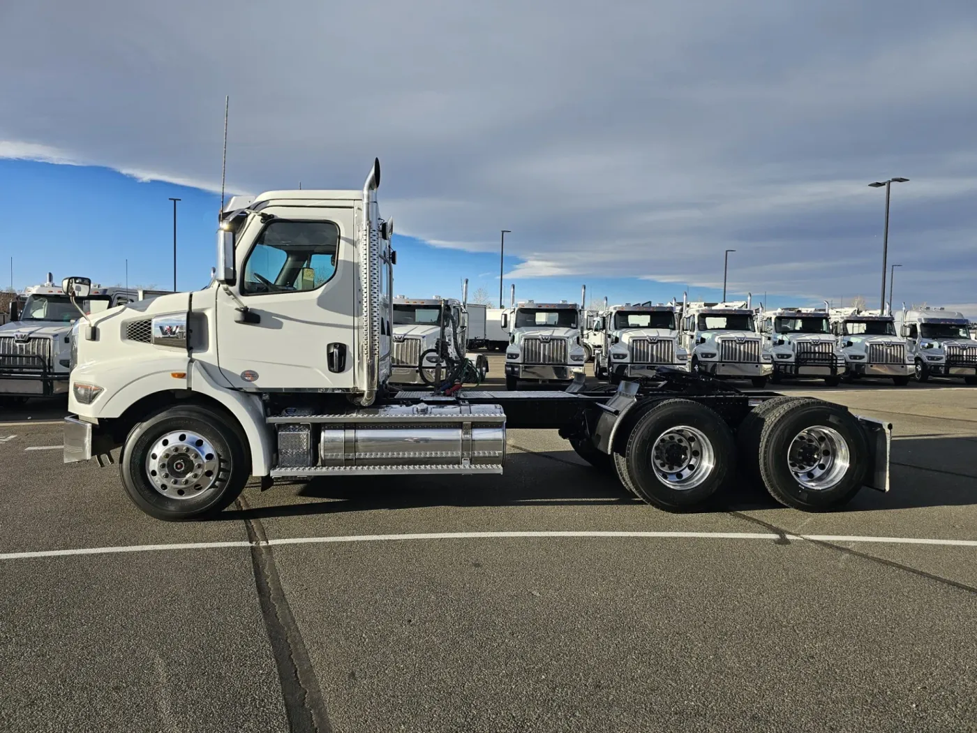 2022 Western Star 47X | Photo 4 of 18