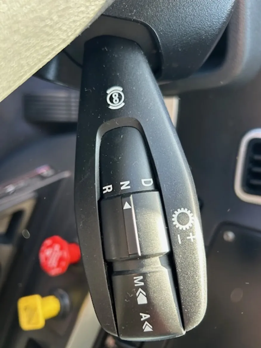 2025 Western Star 47X | Photo 16 of 18