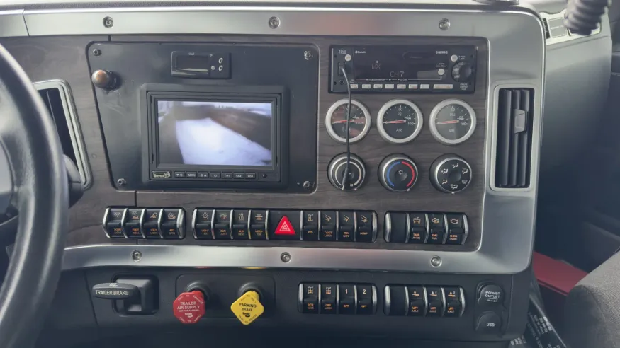 2023 Western Star 47X | Photo 18 of 22