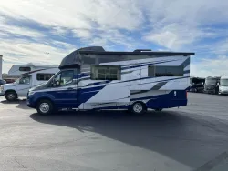 2026 Tiffin Wayfarer 25XPW | Thumbnail Photo 4 of 17