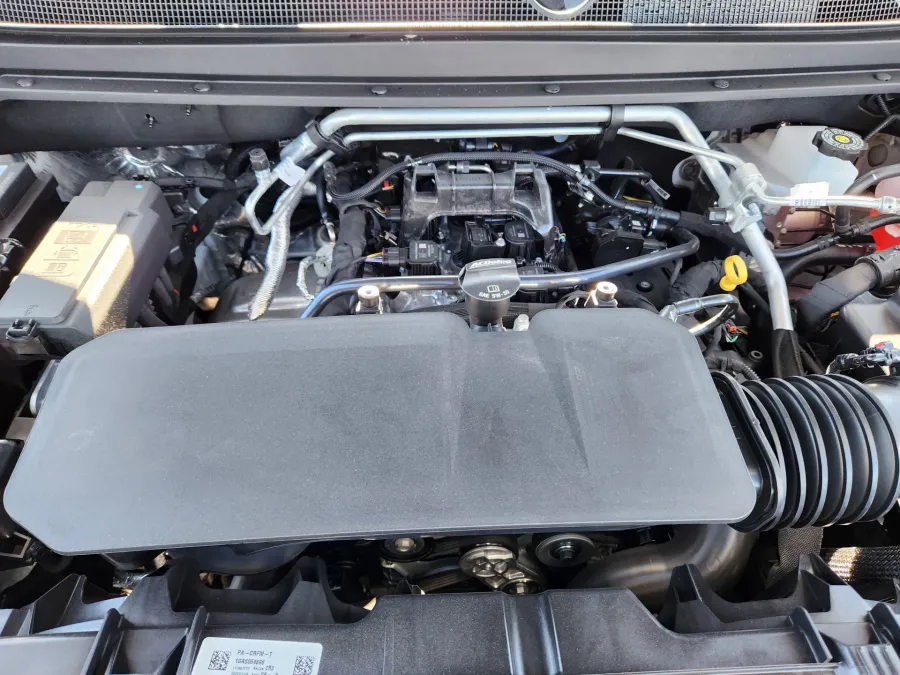 2026 GMC Canyon 4WD AT4X | Photo 21 of 22